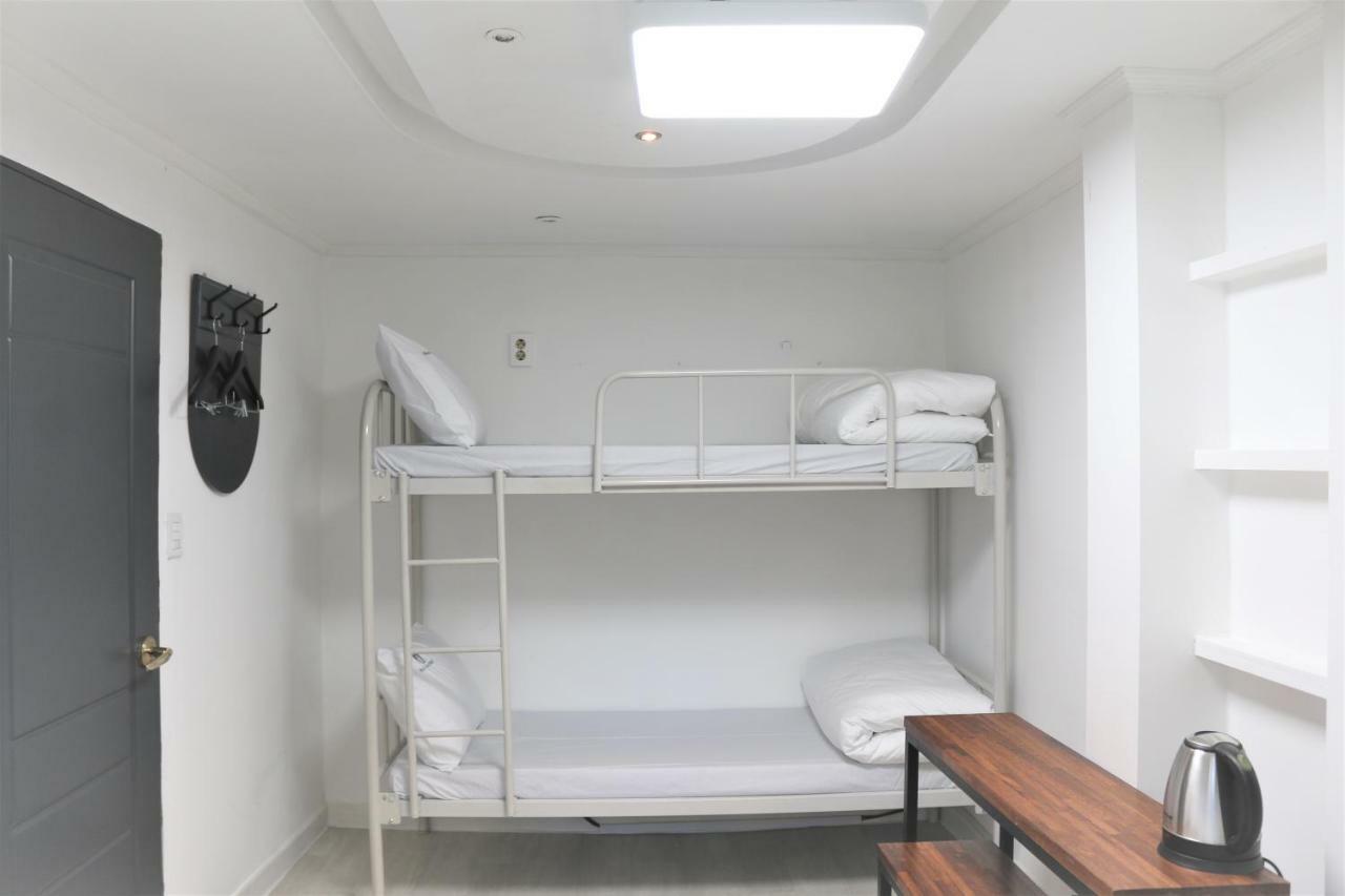 Must Stay Hotel Сеул Екстериор снимка