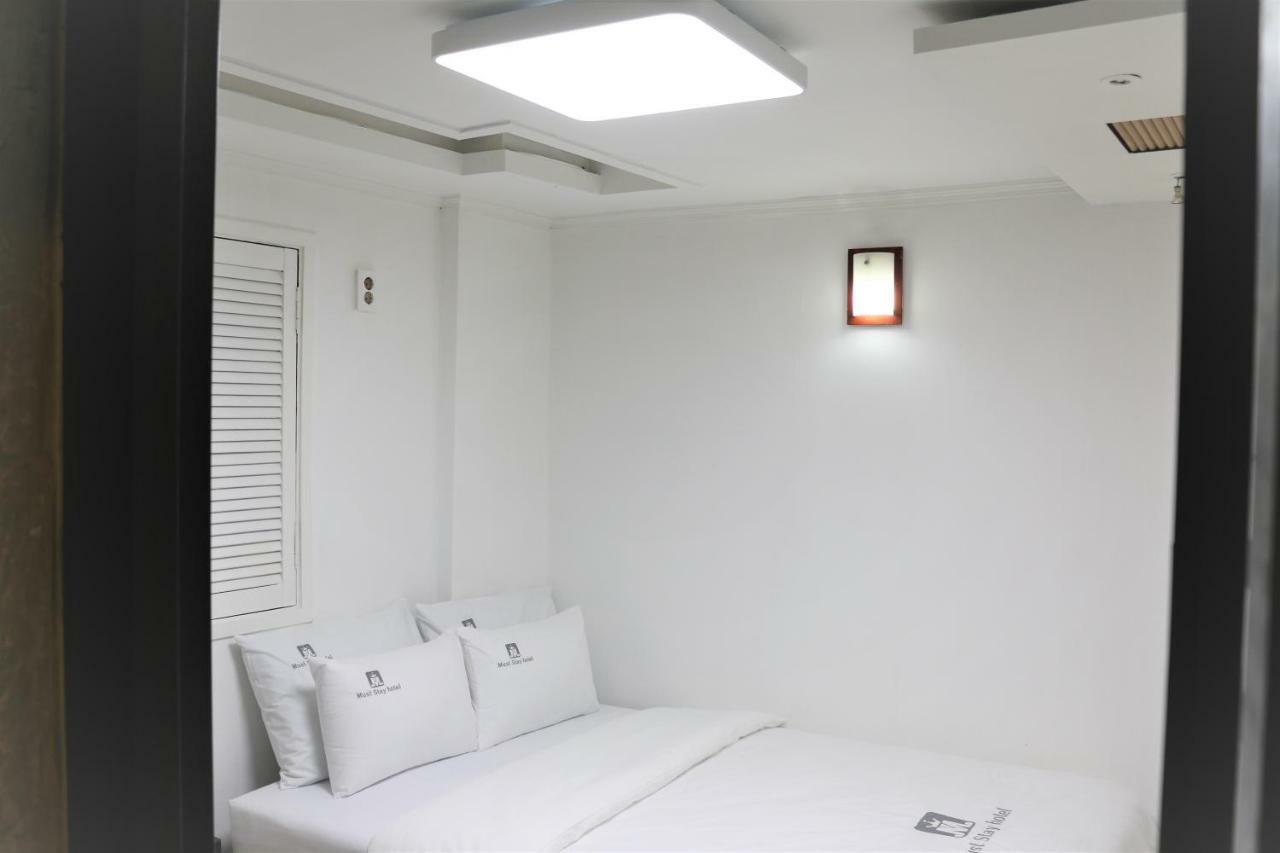 Must Stay Hotel Сеул Екстериор снимка