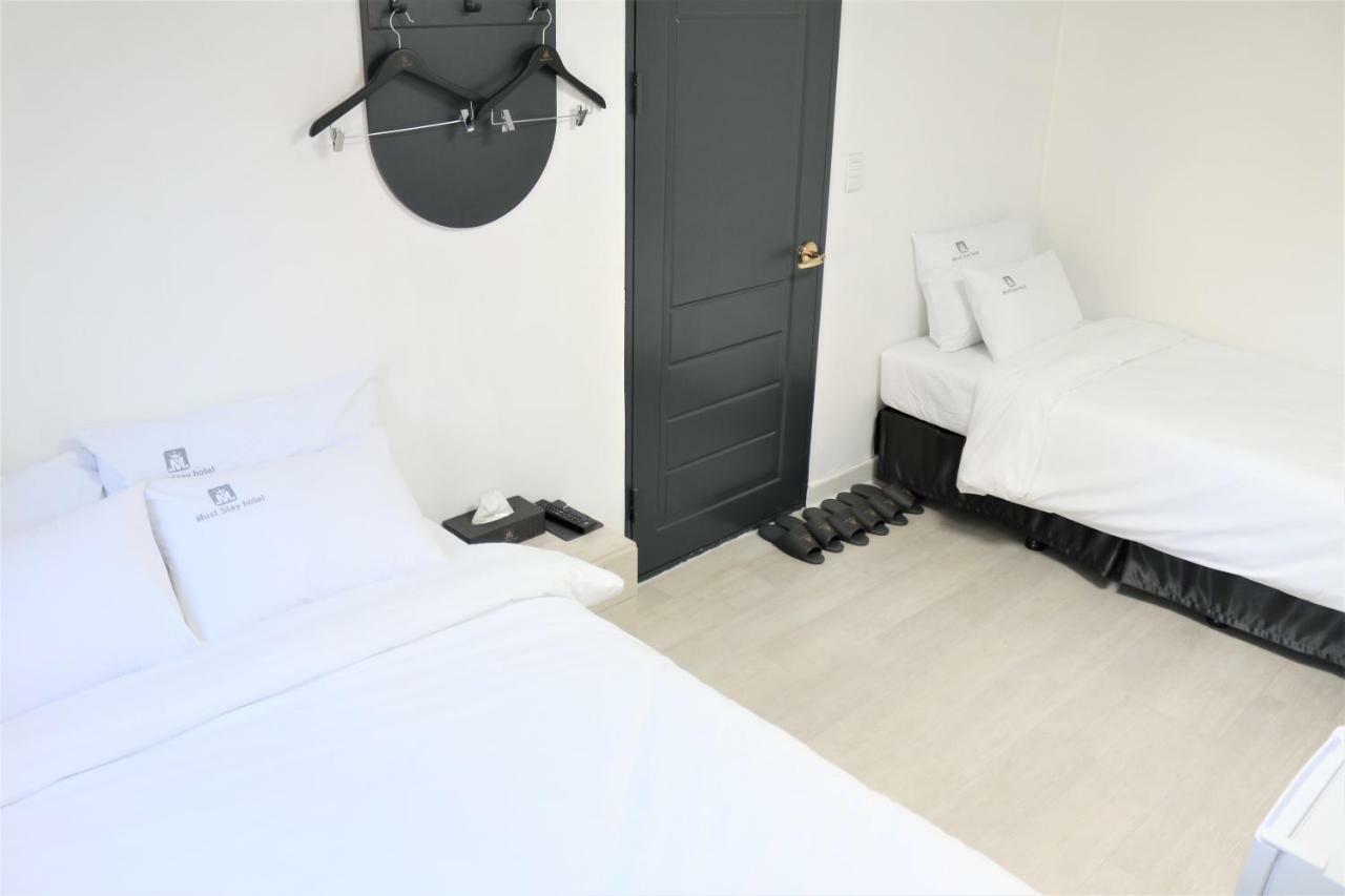 Must Stay Hotel Сеул Екстериор снимка