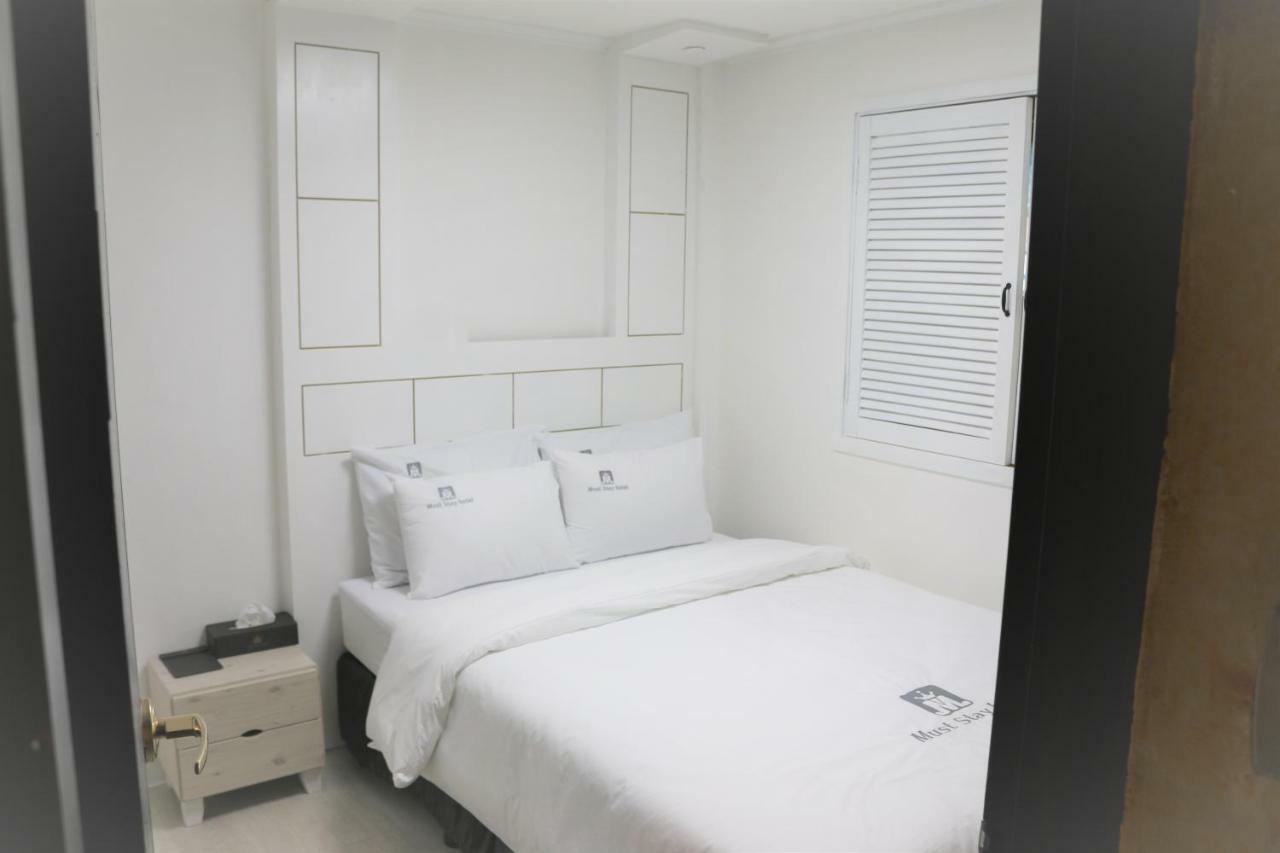Must Stay Hotel Сеул Екстериор снимка