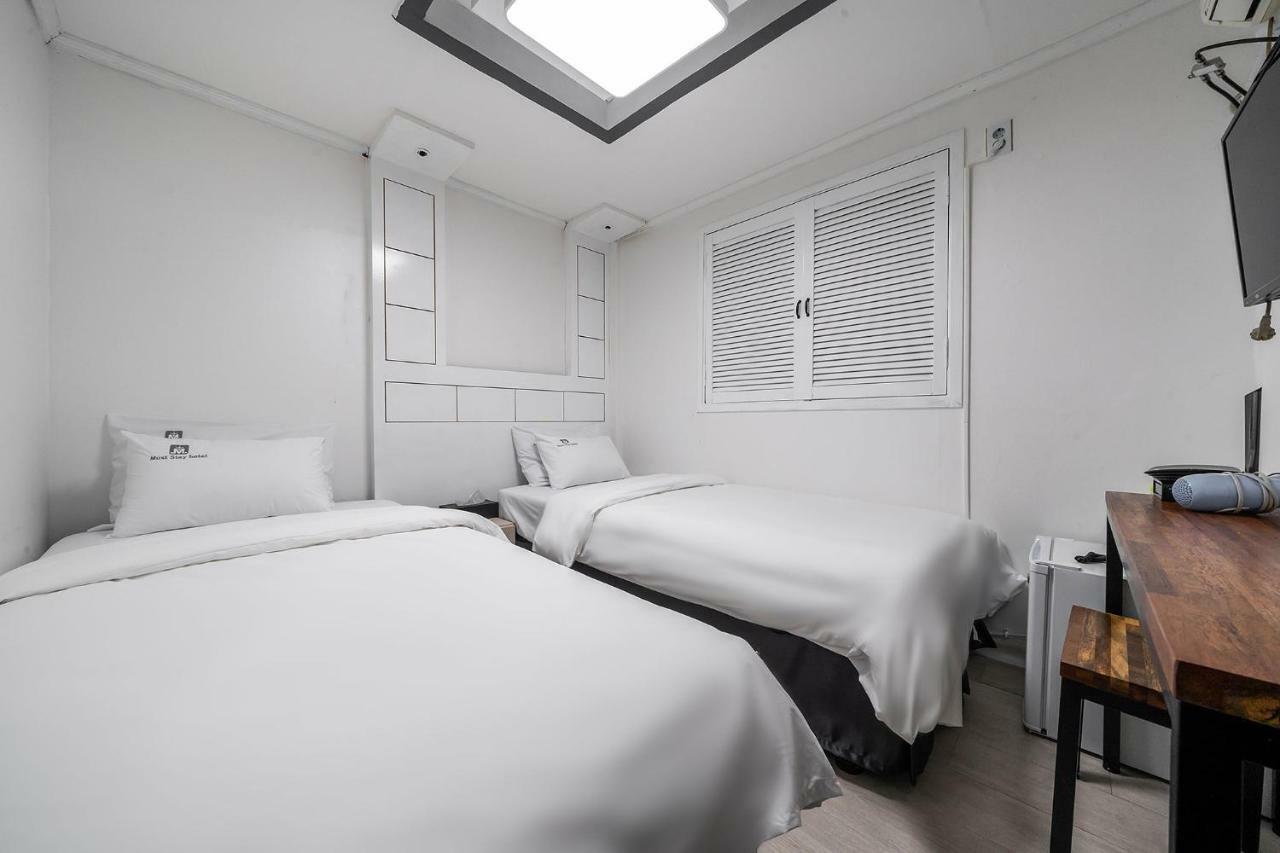 Must Stay Hotel Сеул Екстериор снимка