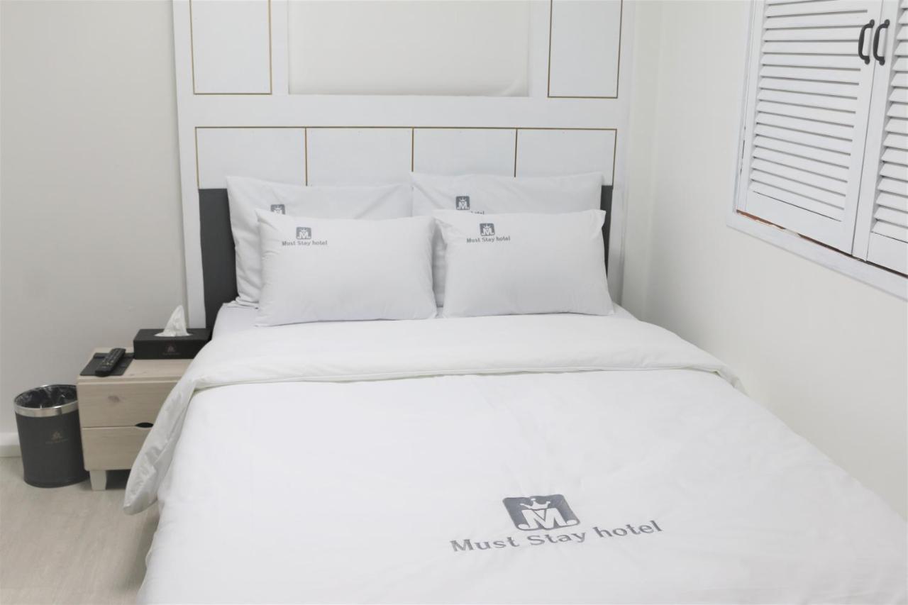 Must Stay Hotel Сеул Екстериор снимка